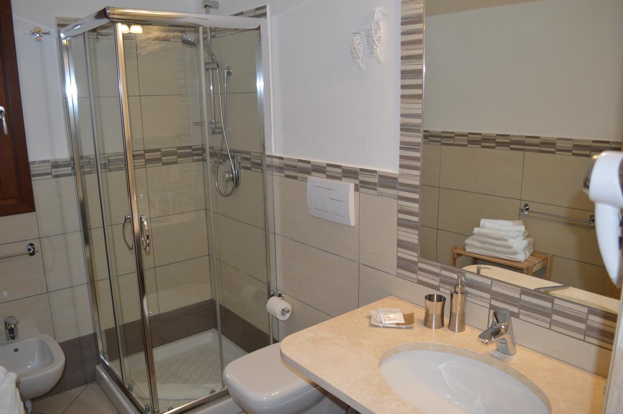 Guest Rooms Affittacamere San Teodoro  Zewnętrze zdjęcie