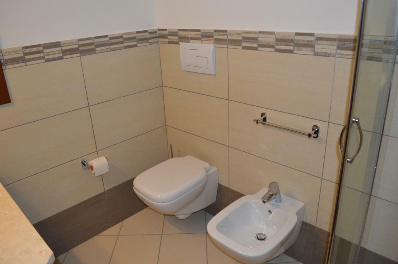 Guest Rooms Affittacamere San Teodoro  Zewnętrze zdjęcie